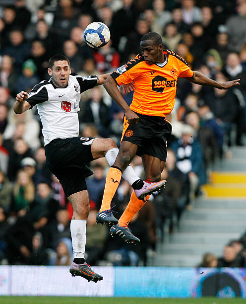 不时爆发的 不时爆发的